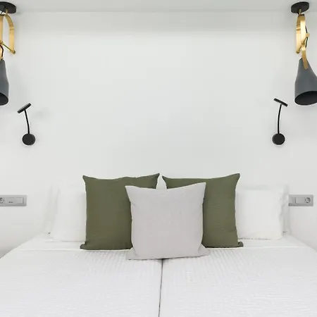 Tusity One Apartment
