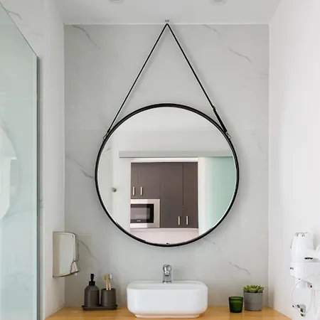 Tusity One Self Check-in Apartment *