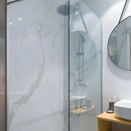 Tusity One Self Check-in Apartment