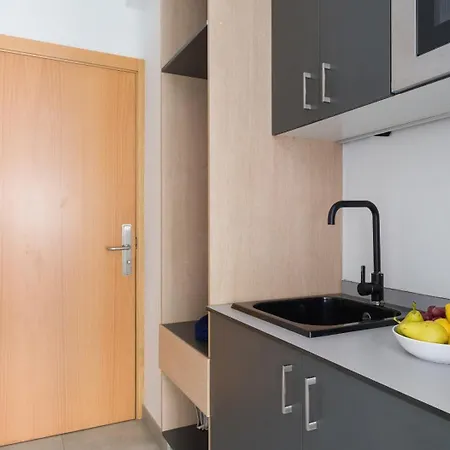 Tusity One Apartment